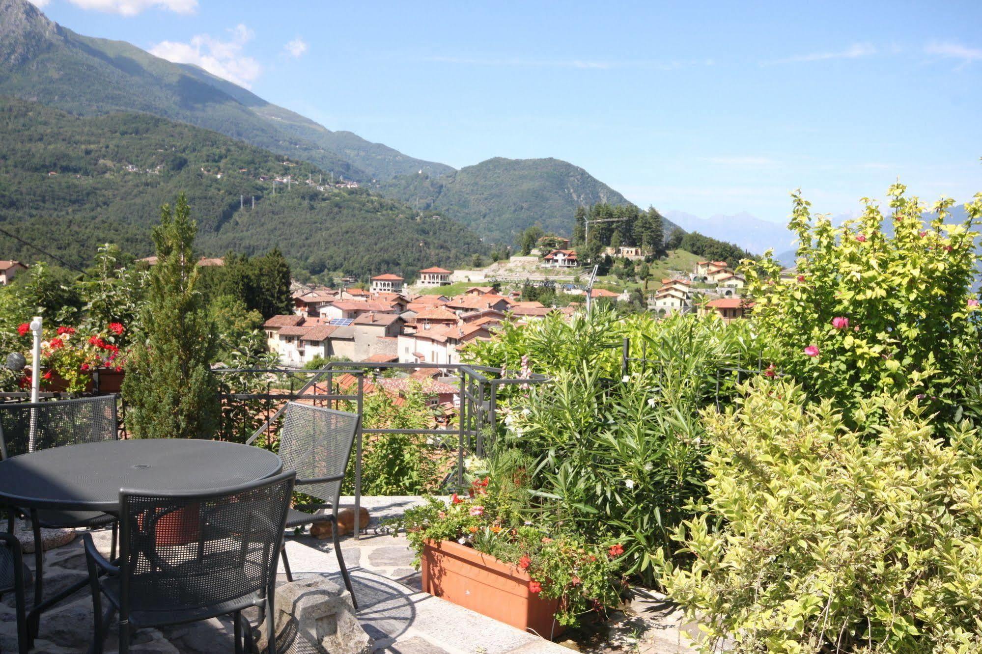 Bed and Breakfast Balcone Fiorito à Menaggio Extérieur photo